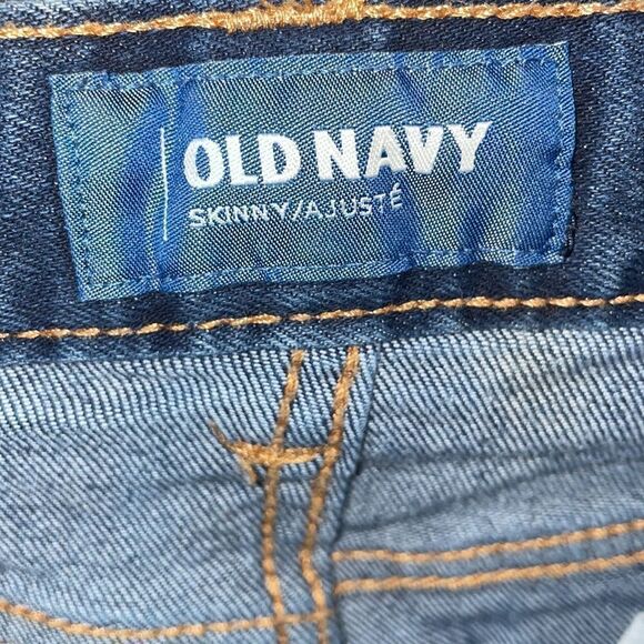 Old navy jeans   - Picture 7 of 8